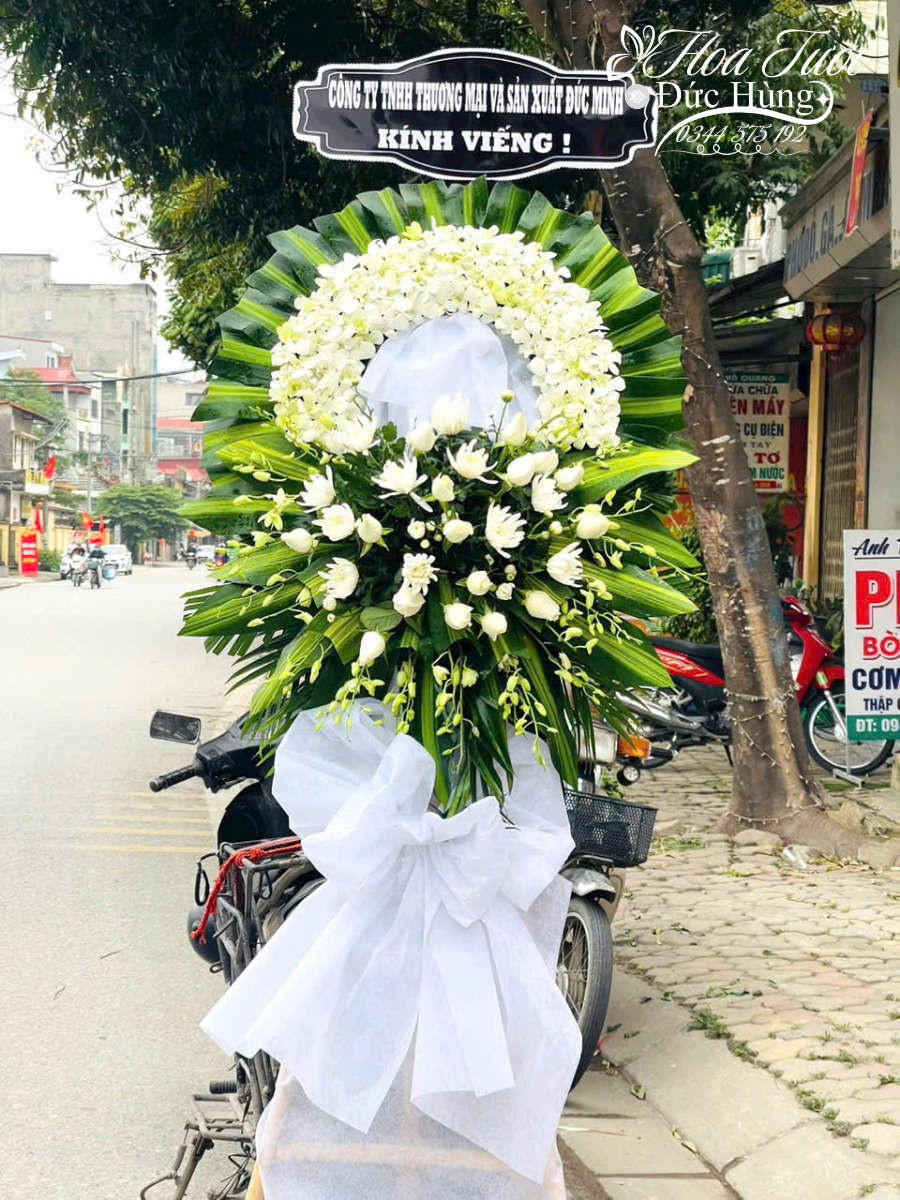 Vòng Hoa Tang Lễ Đẹp HCB037